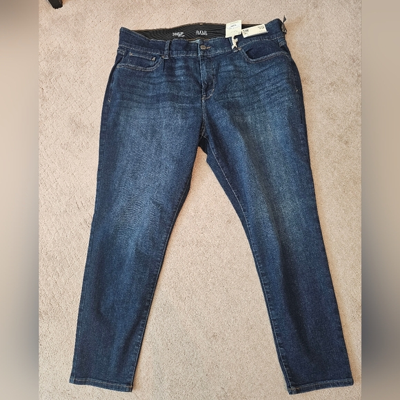 a.n.a. Womens Plus Size Mid Rise Skinny Jeans - Picture 1 of 4